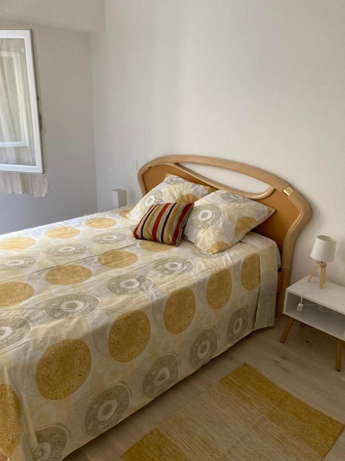 Bel Appartement climatisé en centre ville Bastia  Exterior foto
